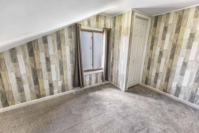 113 Wells Street, Houghton Lake, MI 48629