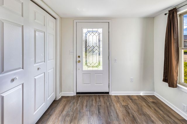 113 Wells Street, Houghton Lake, MI 48629