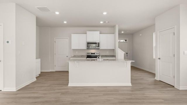 4410 Manor Hill Drive, Union City, GA 30291