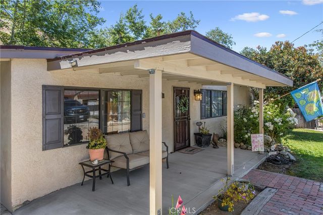 1218 Zanjero Court, Mentone, CA 92359