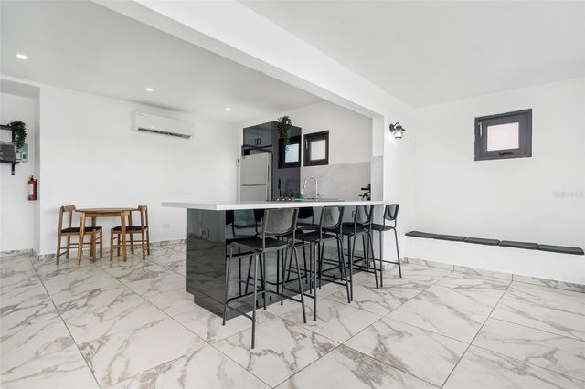1035 CALLE MARGINAL VILLAMAR, Carolina, PR 00979