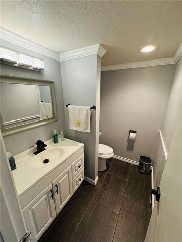 5800 Lumberdale Road 90, Houston, TX 77092