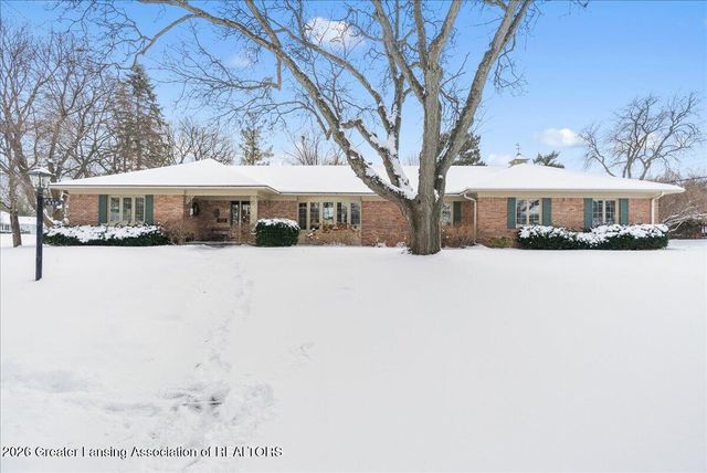 938 Applegate Lane, East Lansing, MI 48823