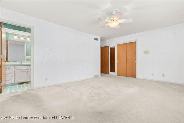 938 Applegate Lane, East Lansing, MI 48823