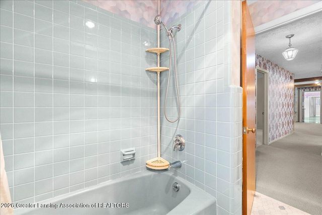 938 Applegate Lane, East Lansing, MI 48823