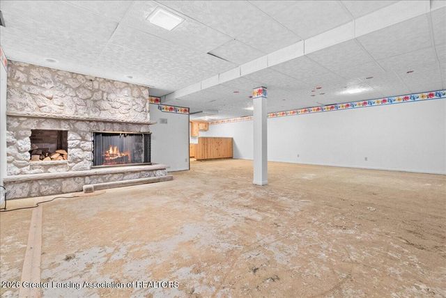 938 Applegate Lane, East Lansing, MI 48823