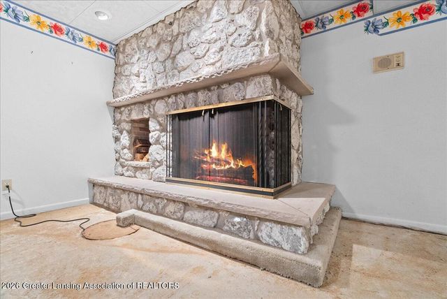 938 Applegate Lane, East Lansing, MI 48823