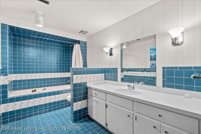 938 Applegate Lane, East Lansing, MI 48823