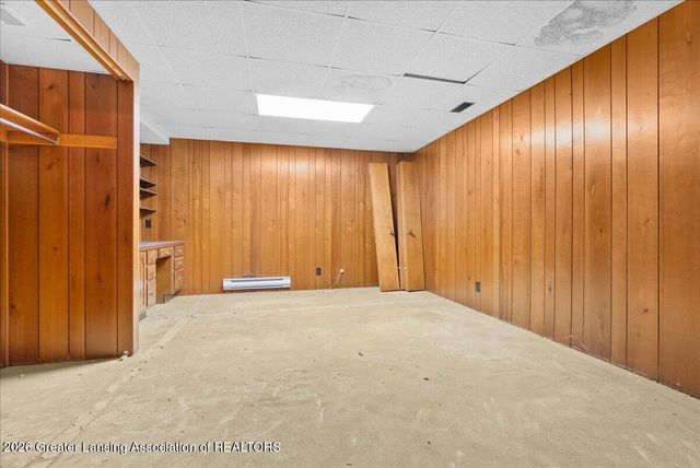 938 Applegate Lane, East Lansing, MI 48823