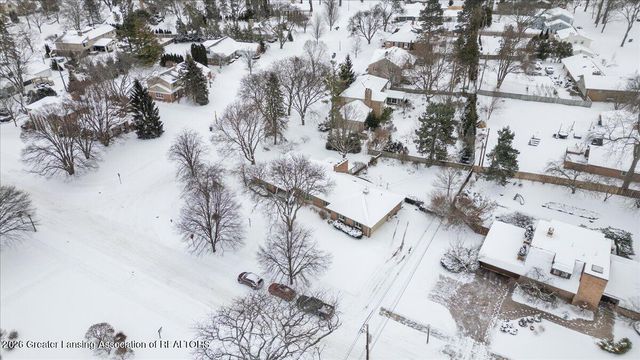 938 Applegate Lane, East Lansing, MI 48823