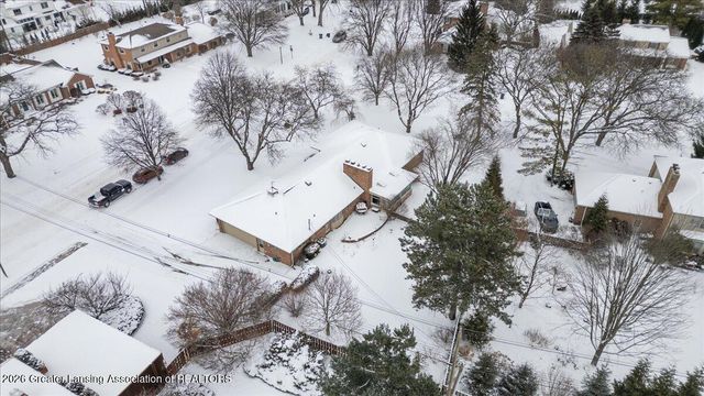 938 Applegate Lane, East Lansing, MI 48823