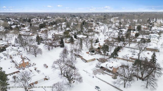 938 Applegate Lane, East Lansing, MI 48823