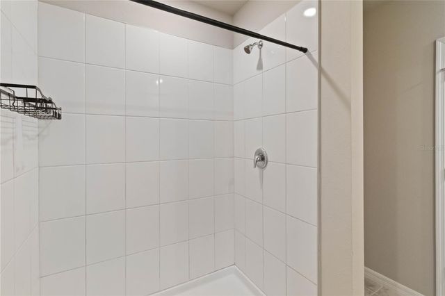 102 LOVELY COURT, Plant City, FL 33566