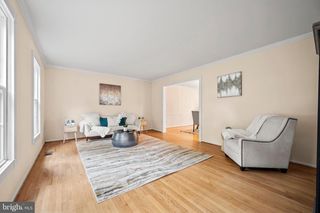 9104 PARLIAMENT DR, Burke, VA 22015