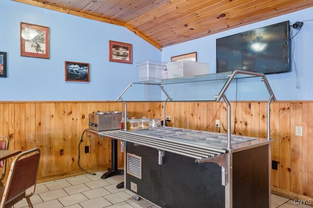 9646 US Route 20, Bridgewater, NY 13313