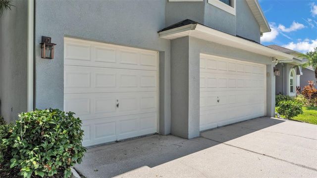 3911 SMOKE RISE COURT, Valrico, FL 33594