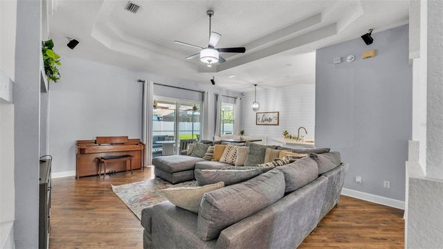 3911 SMOKE RISE COURT, Valrico, FL 33594