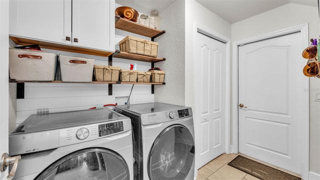 3911 SMOKE RISE COURT, Valrico, FL 33594