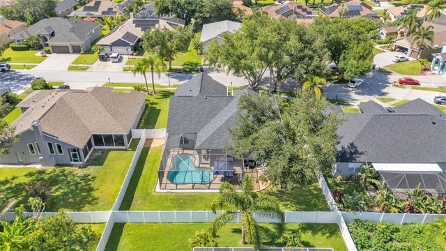 3911 SMOKE RISE COURT, Valrico, FL 33594