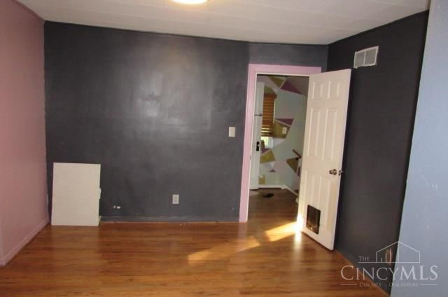 3362 Hanna Avenue, Cincinnati, OH 45211