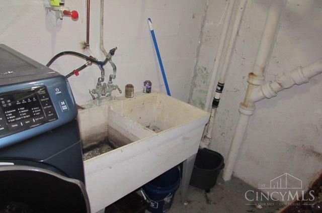 3362 Hanna Avenue, Cincinnati, OH 45211