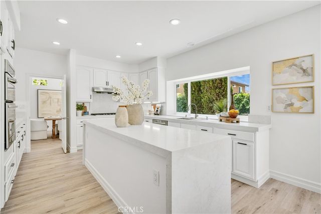 9535 Palermo Way, Cypress, CA 90630