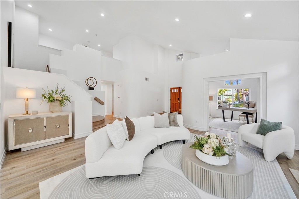 Image 7 of property listing at 9535 Palermo, Cypress, CA 90630