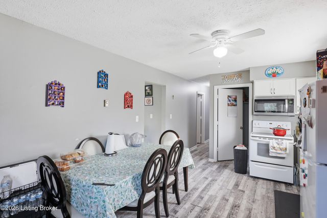 67 Arbor Green Ln, Shelbyville, KY 40065