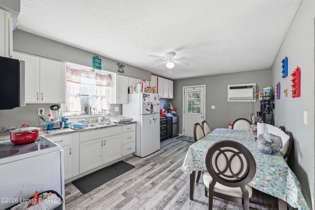 67 Arbor Green Ln, Shelbyville, KY 40065