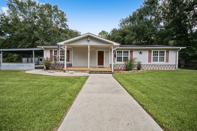 112 Lone Pine Drive, Huffman, TX 77336