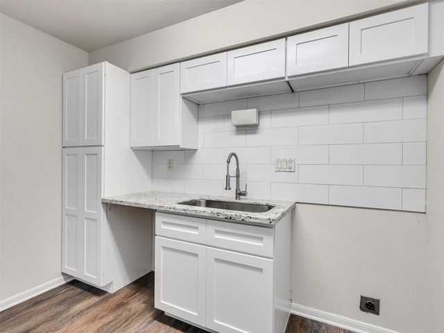 1860 White Oak Drive 333, Houston, TX 77009