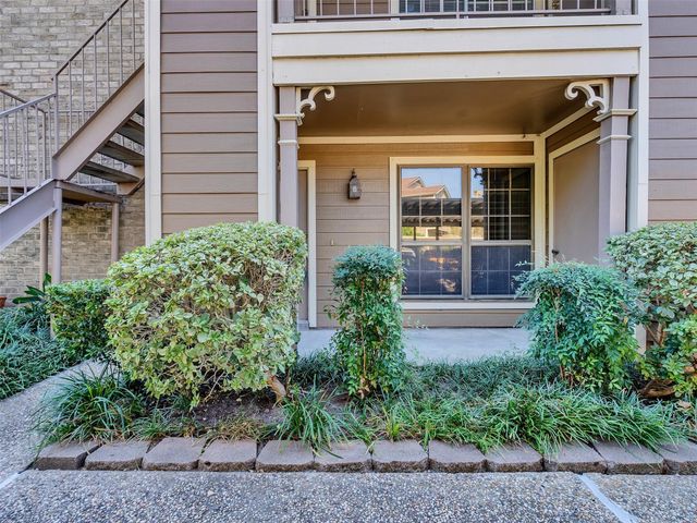 1860 White Oak Drive 333, Houston, TX 77009