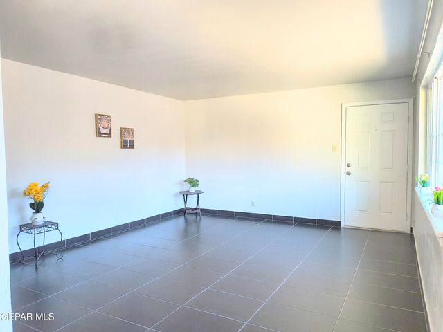 333 Eubanks Court, 7, El Paso, TX 79902