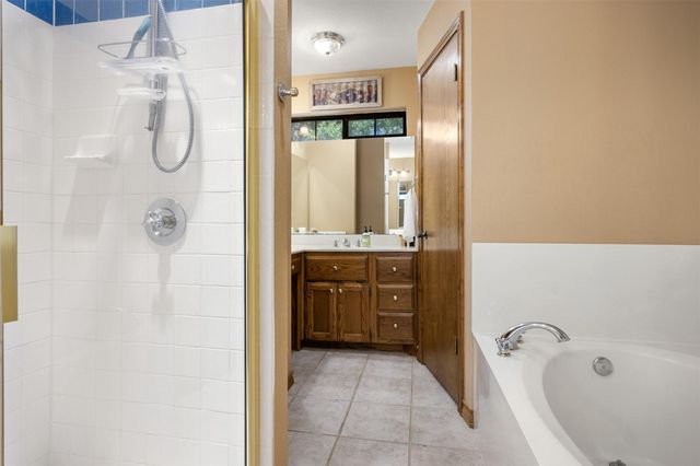 10621 Fm 150 W, Driftwood, TX 78619