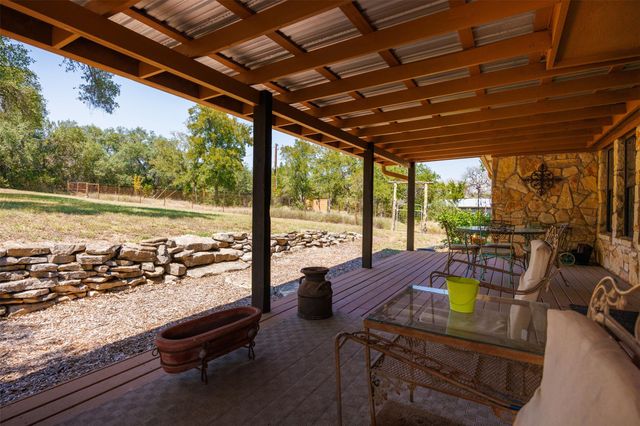 10621 Fm 150 W, Driftwood, TX 78619