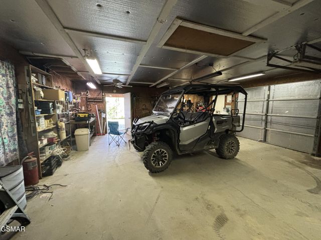 1450 Cabin Way, Del Rio, TN 37727