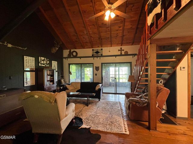 1450 Cabin Way, Del Rio, TN 37727