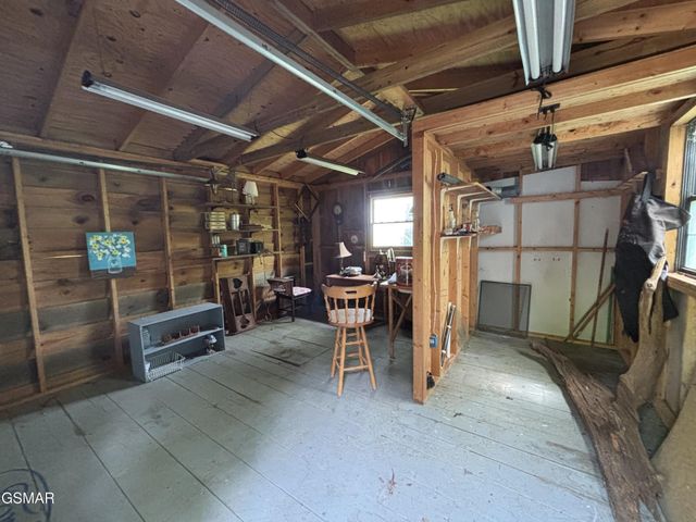 1450 Cabin Way, Del Rio, TN 37727