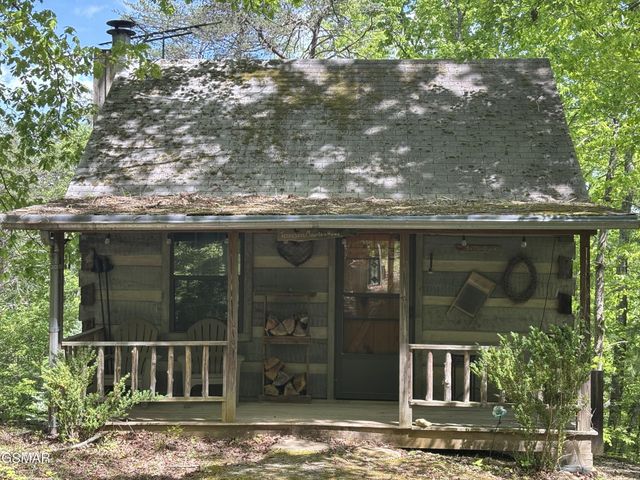 1450 Cabin Way, Del Rio, TN 37727