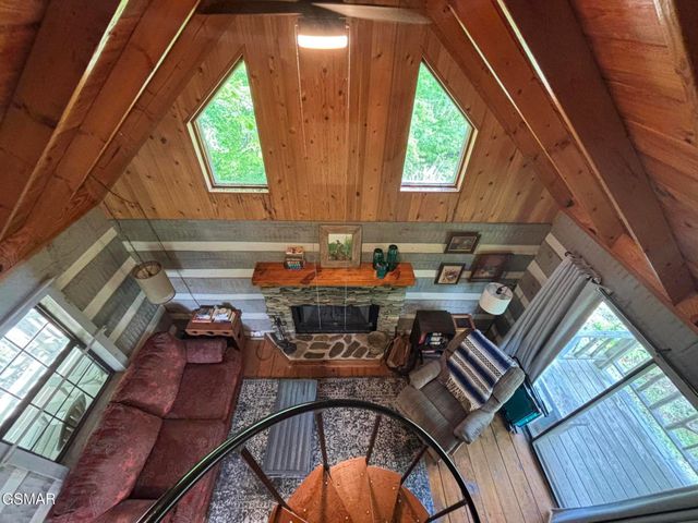 1450 Cabin Way, Del Rio, TN 37727
