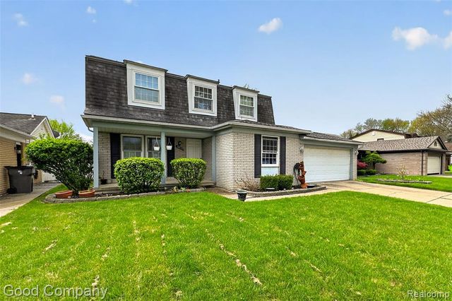 39423 Baroque Boulevard, Clinton Township, MI 48038