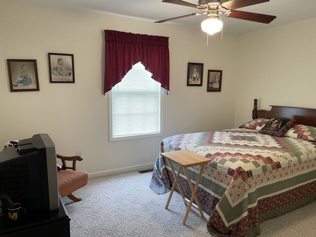 301 Rosson St, Summertown, TN 38483