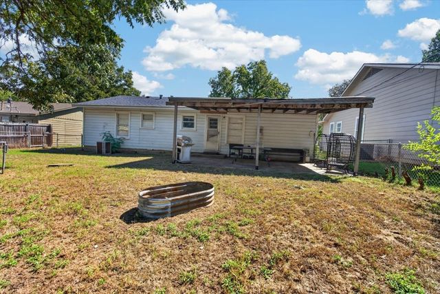 1204 Bales Street, Cleburne, TX 76033