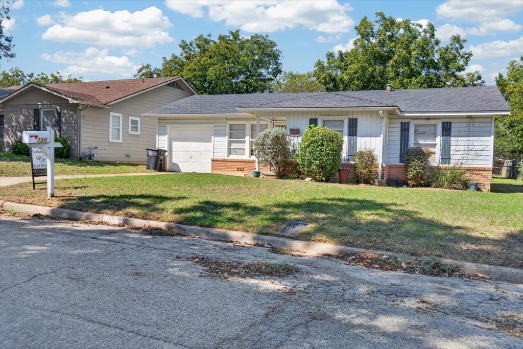 1204 Bales Street, Cleburne, TX 76033 — photo 2