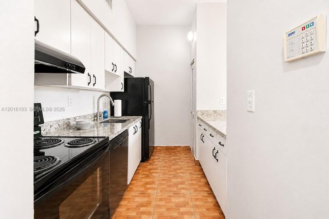 7400 W 20th Avenue 312, Hialeah, FL 33016