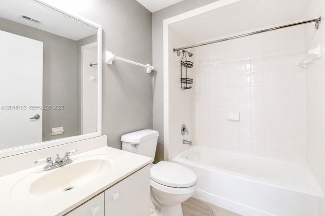 7400 W 20th Avenue 312, Hialeah, FL 33016