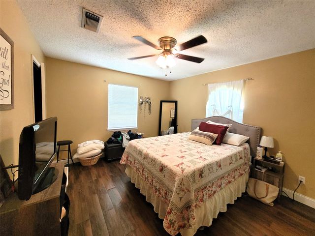 4124 Arroyo Trail, Lake Worth, TX 76135