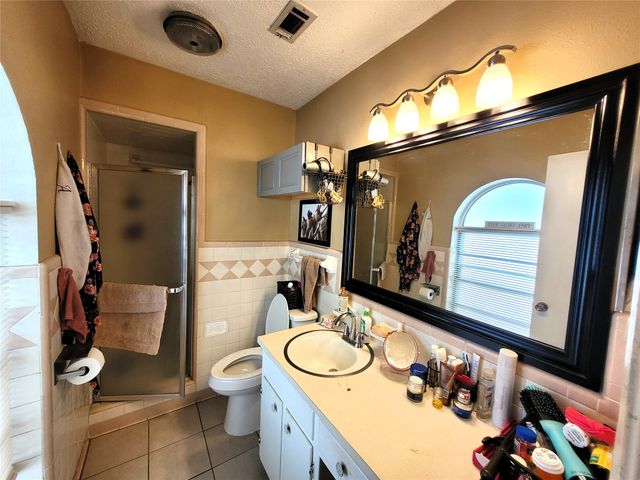 4124 Arroyo Trail, Lake Worth, TX 76135