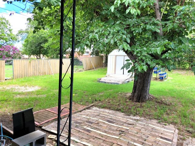 4124 Arroyo Trail, Lake Worth, TX 76135