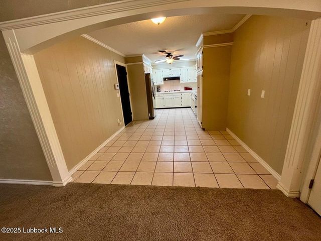 1302 Itasca Street, Plainview, TX 79072